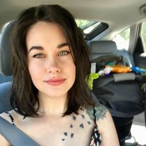 Meet your Posher, Rae